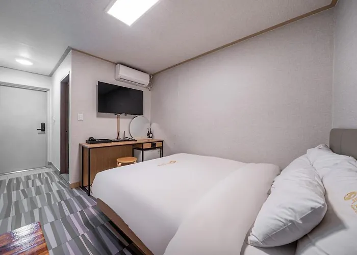 Hotel Peanut Myeongdong Seoel