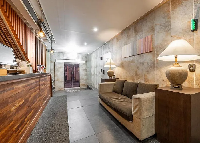 Hotel Peanut Myeongdong *